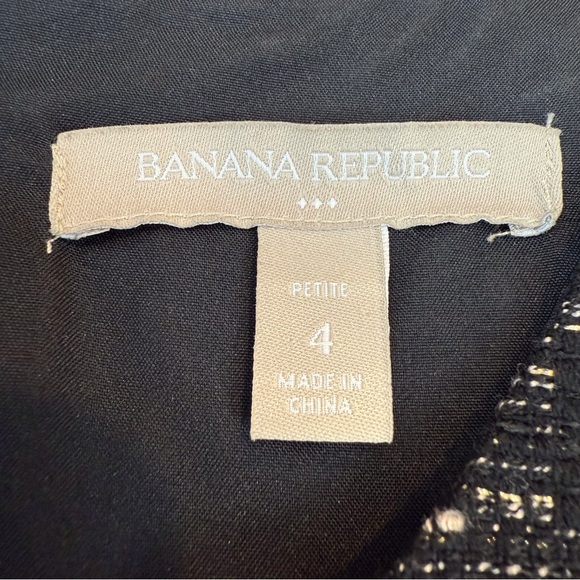 Banana Republic Black Boucle Tweed Fit & Flare Jumper - Picture 15 of 16